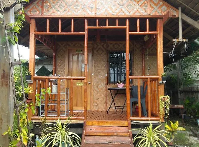 Titanic's Nipa Hut * 몰볼