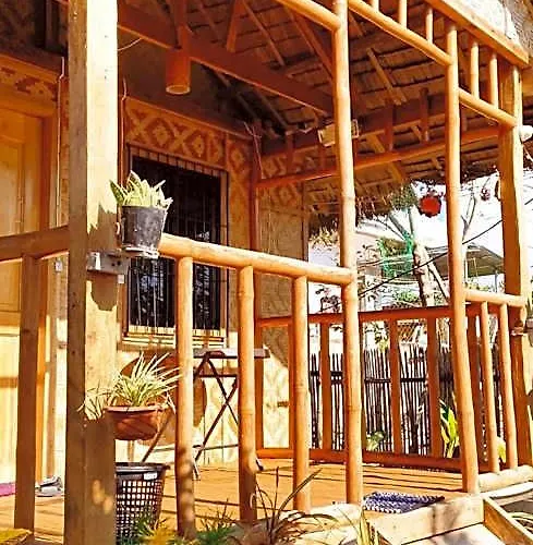 Titanic's Nipa Hut 호스텔 *